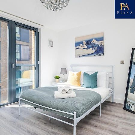 Pluxa Vivid Veranda Beautiful City Centre Apartment With Free Parking Birmingham Exterior foto