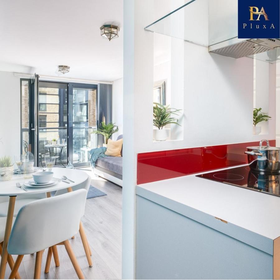 Pluxa Vivid Veranda Beautiful City Centre Apartment With Free Parking Birmingham Exterior foto