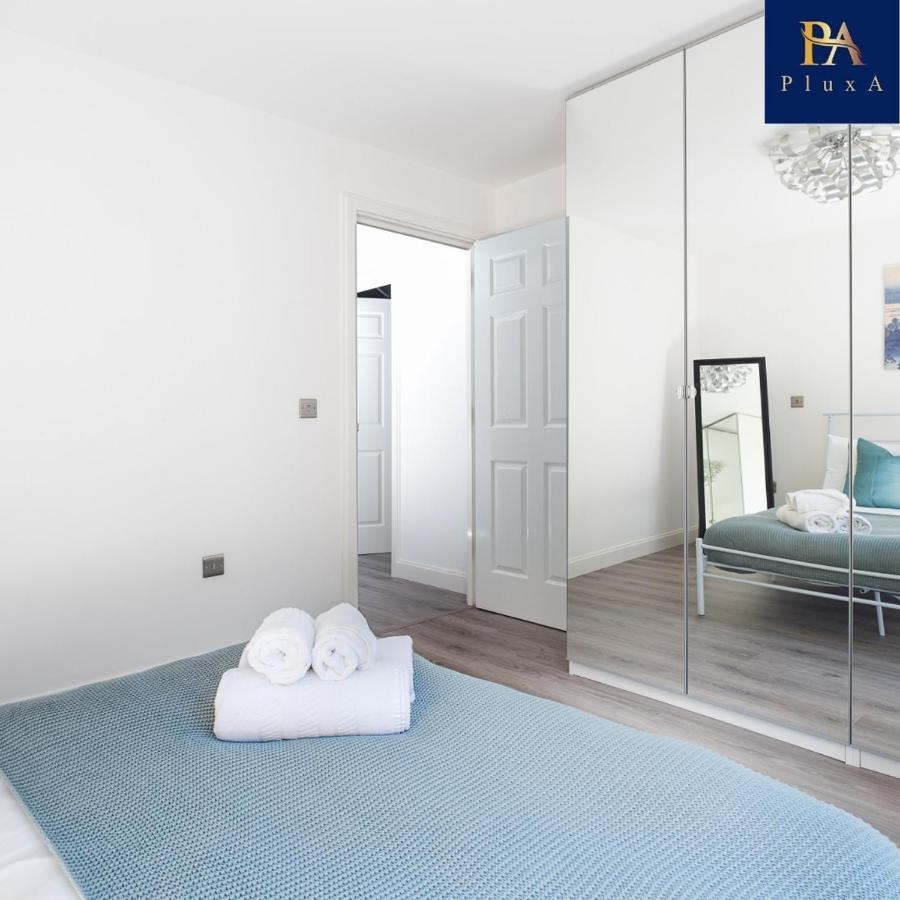 Pluxa Vivid Veranda Beautiful City Centre Apartment With Free Parking Birmingham Exterior foto